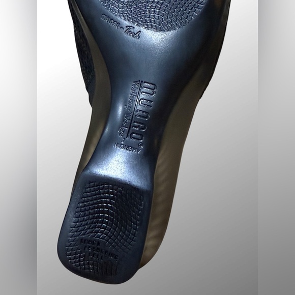 Munro American Walking Wedge Size 10 in Black - Picture 11 of 16